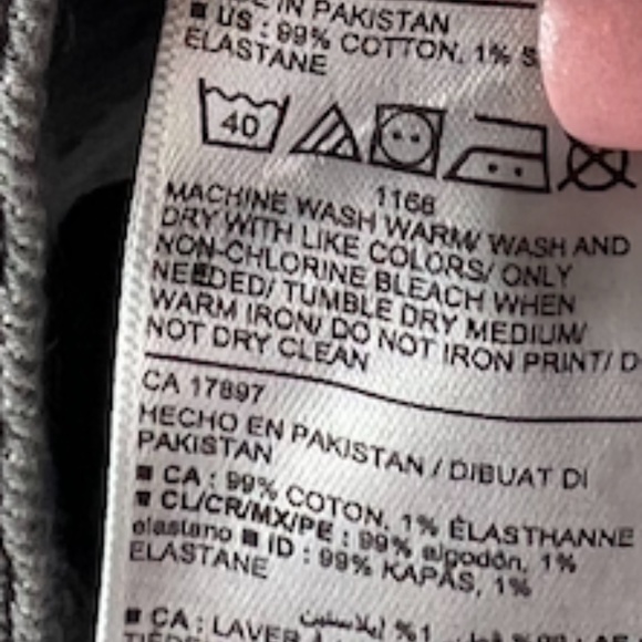 NWT: old navy High-Waisted O.G. Gray Cut-Off Jean Shorts (28) $40 - Picture 15 of 15